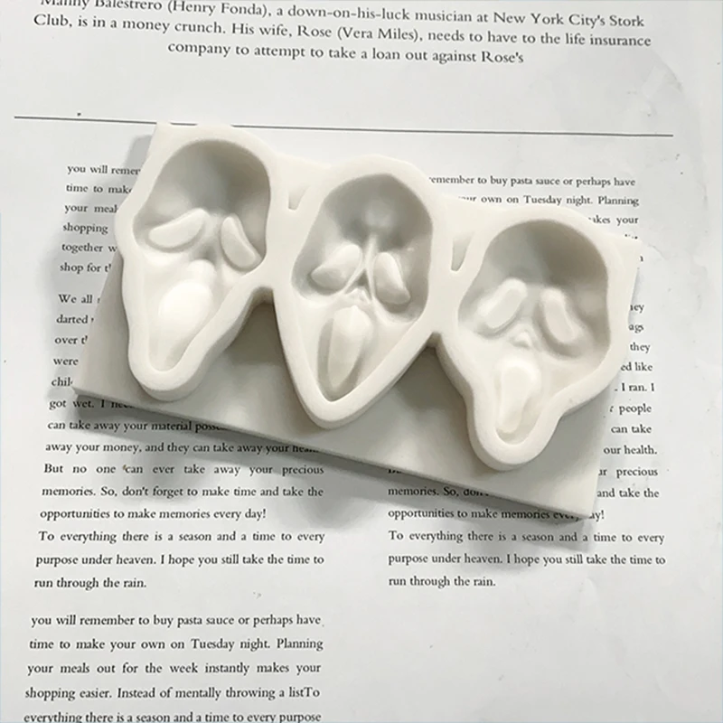 New cross-border Halloween silicone mold three grimace silicone mold diy glue cookies baking fondant silicone mold