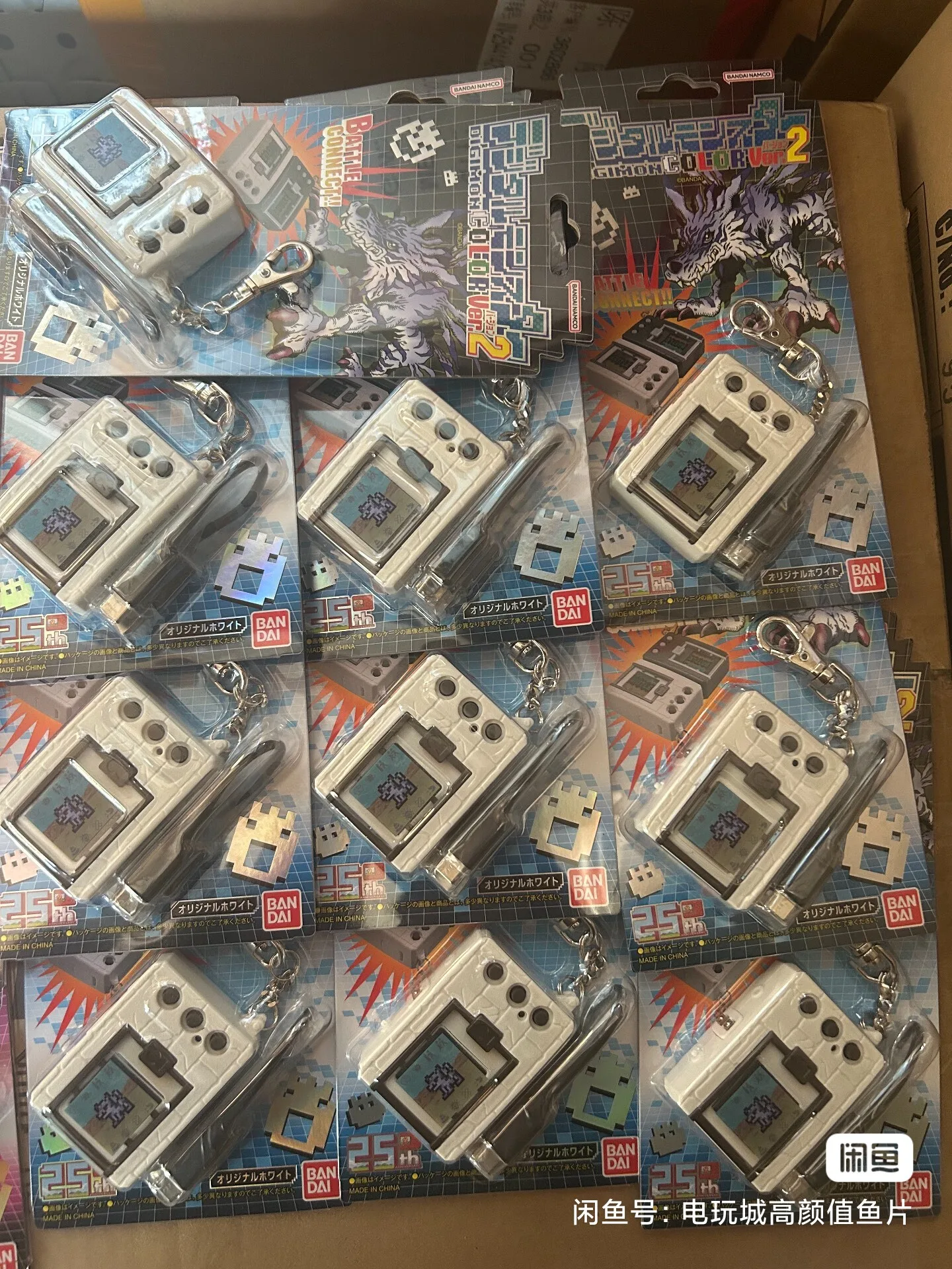 ของเล่นดิจิมอน แบนได รุ่นสีฉลองครบรอบ 25 ปี หน้าจอสี รุ่นรีโปรดักชั่น ของเล่นสัตว์เลี้ยงอิเล็กทรอนิกส์ ของสะสมสำหรับแฟนอนิเมะและเด็กๆ