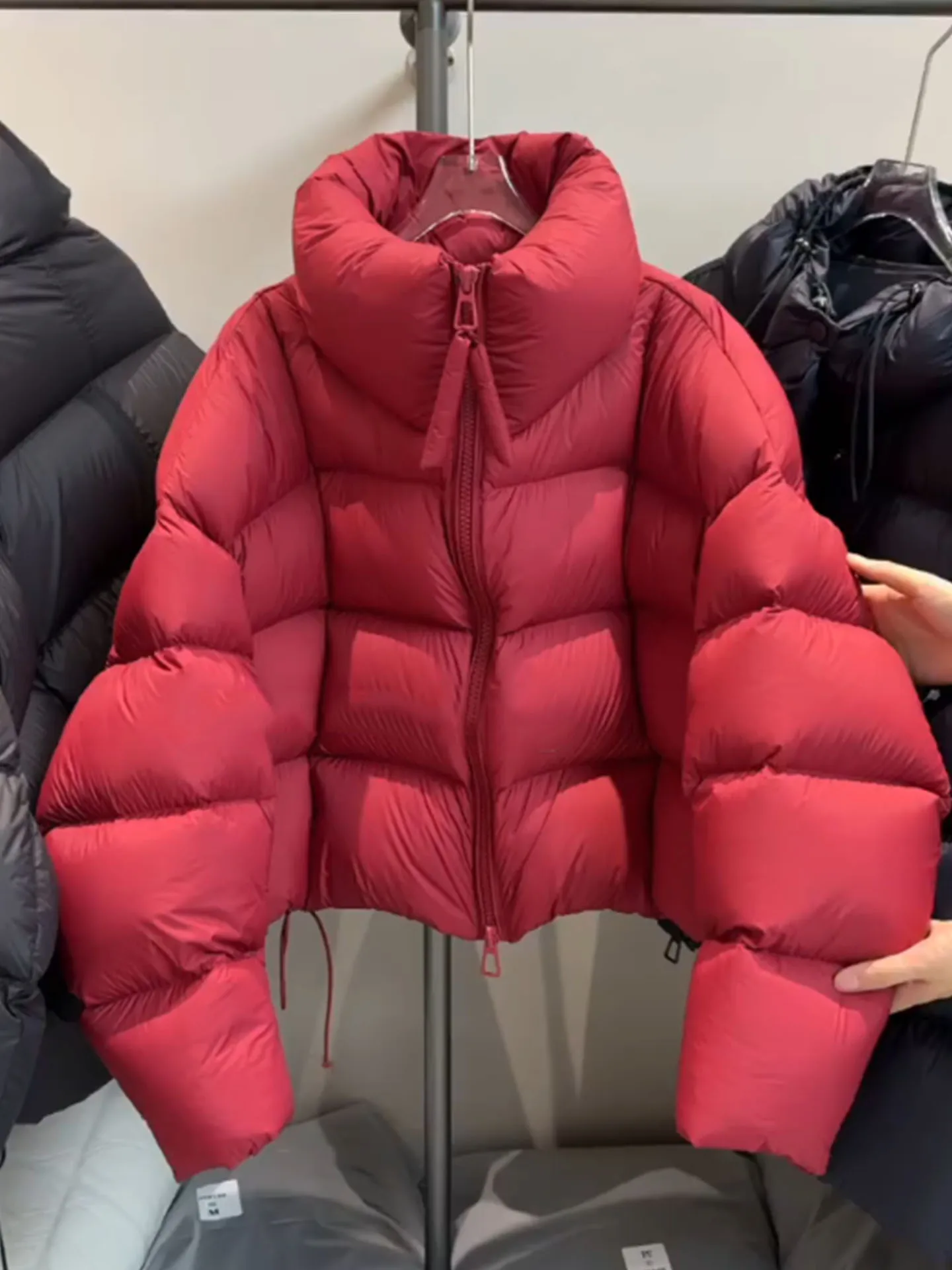 Korean Sle ort Puffer Jaet Women's Red Fluffy Coat Winter High Waist Thiened Polyester Fiber White Du down Filling