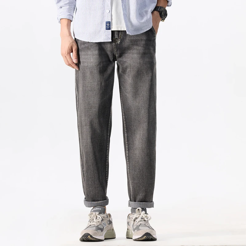 

New autumn and winter models Large size 44 46 Autumn Men's Jeans Men's loose and versatile straight-leg jeans