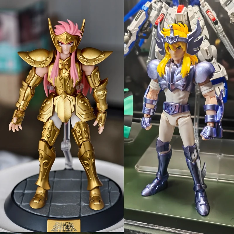 

New In Stock Genuine Blokees Beyond Version Saint Seiya Cygnus Hyoga Aquarius Camus Assembled Model Toys Collectible Ornaments