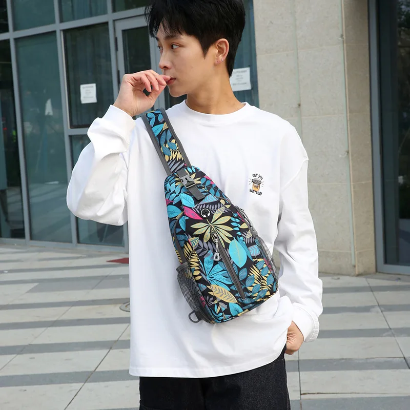 Men's Fashion Chest Bag Outdoor Single Shoulder Bag Print Wear-Resistant Scratch-Resistant Water-Repellent Crossbody Bag