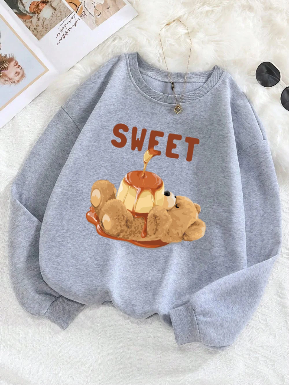 Sweet Cake Bear Sweatshirts Dames Cartoons Afdrukken Hoodies Crewneck Losse Fleece Warme Trui Mode Sportieve Dameskleding