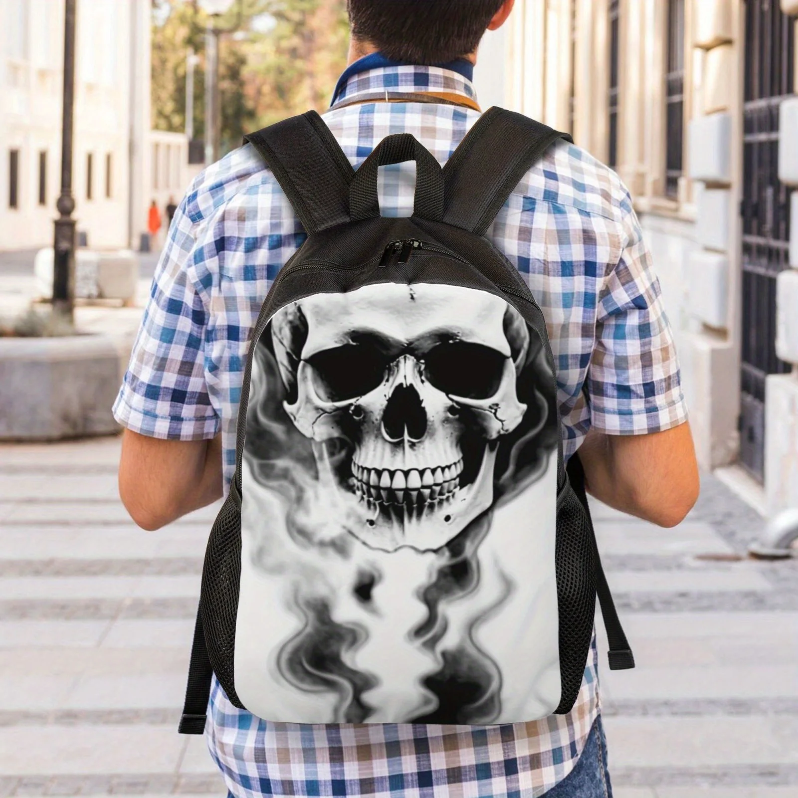 Men's cool skull printed street style backpack, a casual bag for daily commuting, strolling, and outdoor activities