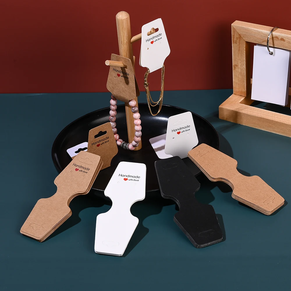 50 Stück braune Kraftpapier- und schwarz-weiße Schmuck-Faltkarten, selbstklebende Schmuckverpackungskarten mit der Aufschrift „Handmade with Love“ – Detail 6