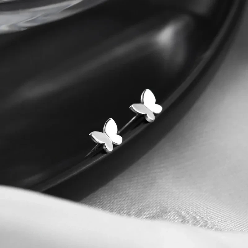 925 Sterling Silver Cute Mini Butterfly Stud Earrings Children Girl Simple Romantic Piercing Jewelry Accessories