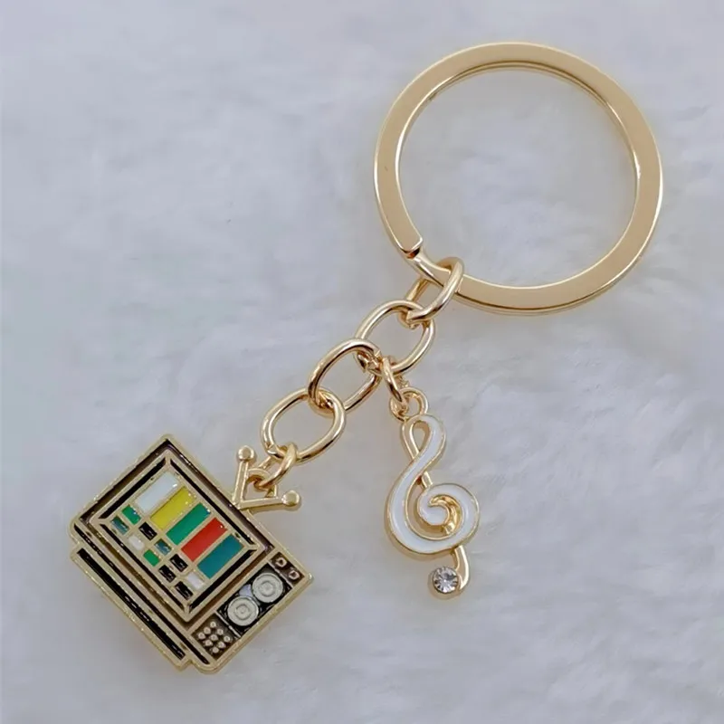 Friends nostalgic TV gramophone keychain nostalgic music cassette key ring key ring gift for a good friend