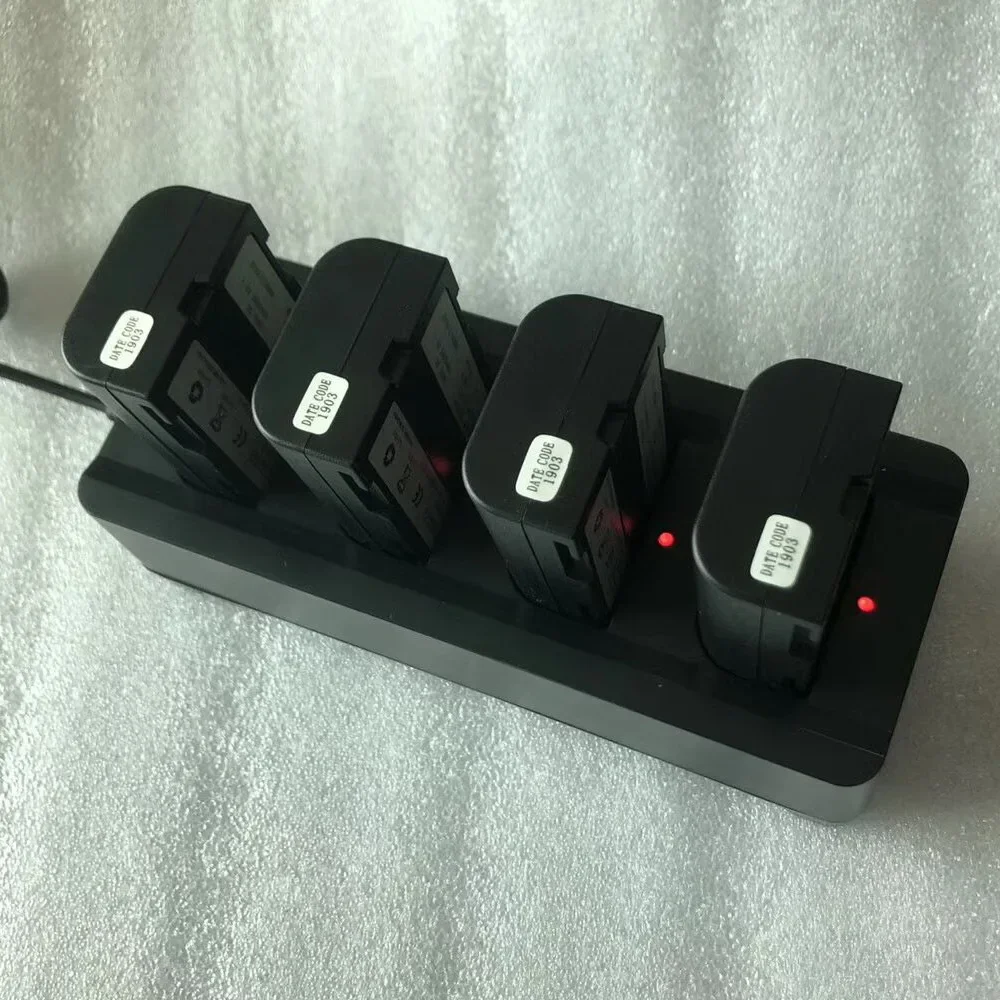 4-slot Charger CH-SA4012 for 4pcs SOUTH 9600, S82, S86 battery/BT-L72SA, BTNF-L7402W, BTNF-L7406W, BTNF-L7408W battery