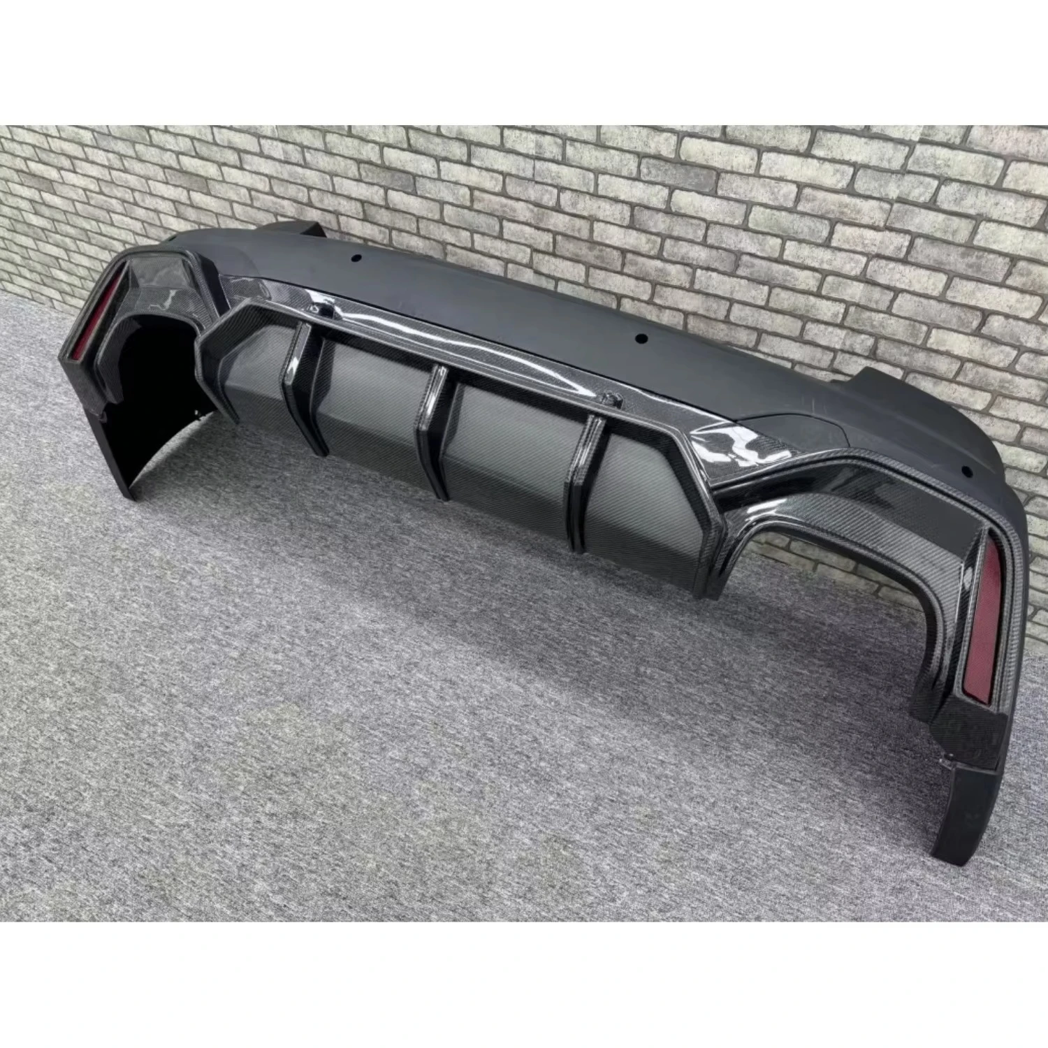 

RS6/RS7 Compatible Exclusive Custom AT Style Carbon Diffuser & Splitter​