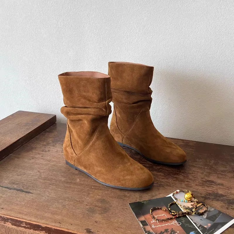

2026 Autumn/Winter High-Elegance Women's Bootie with Inner Heightening Feature - Mid-Calf Short Boots for Slimming Effect