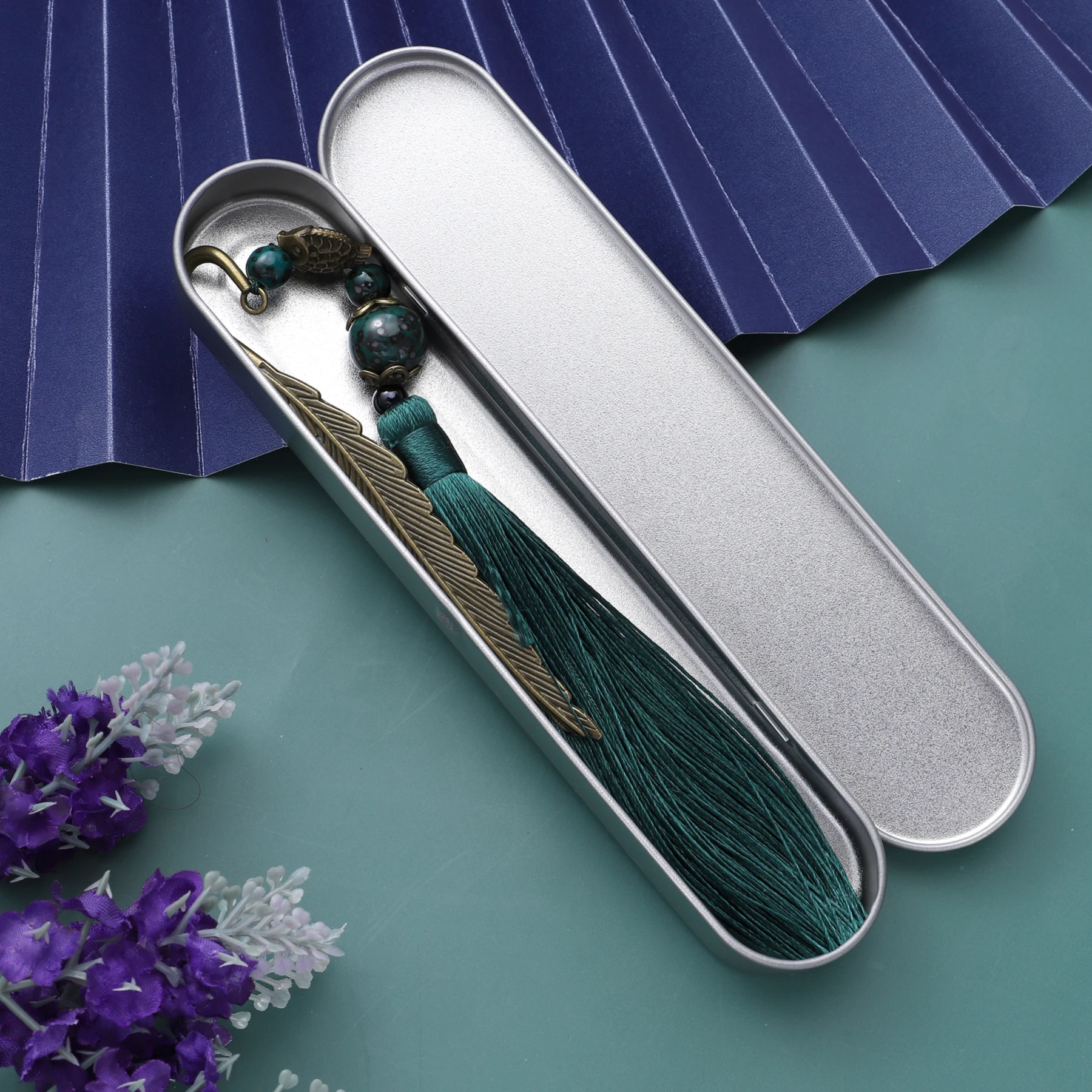 Рисунок 5 - Винтажные классические перья кленовый