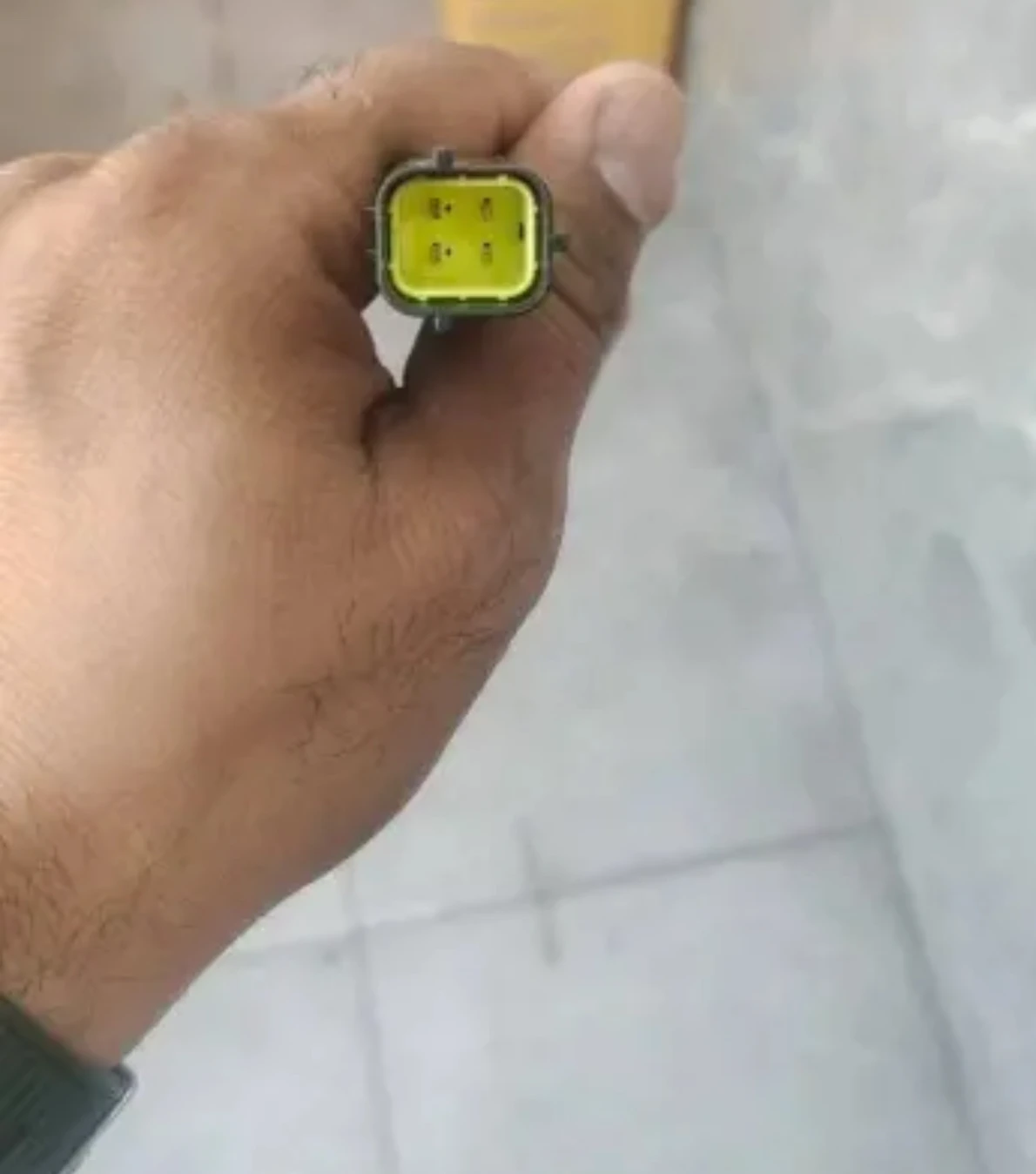 

1 pcs Front or rear oxygen sensors For Changan EADO