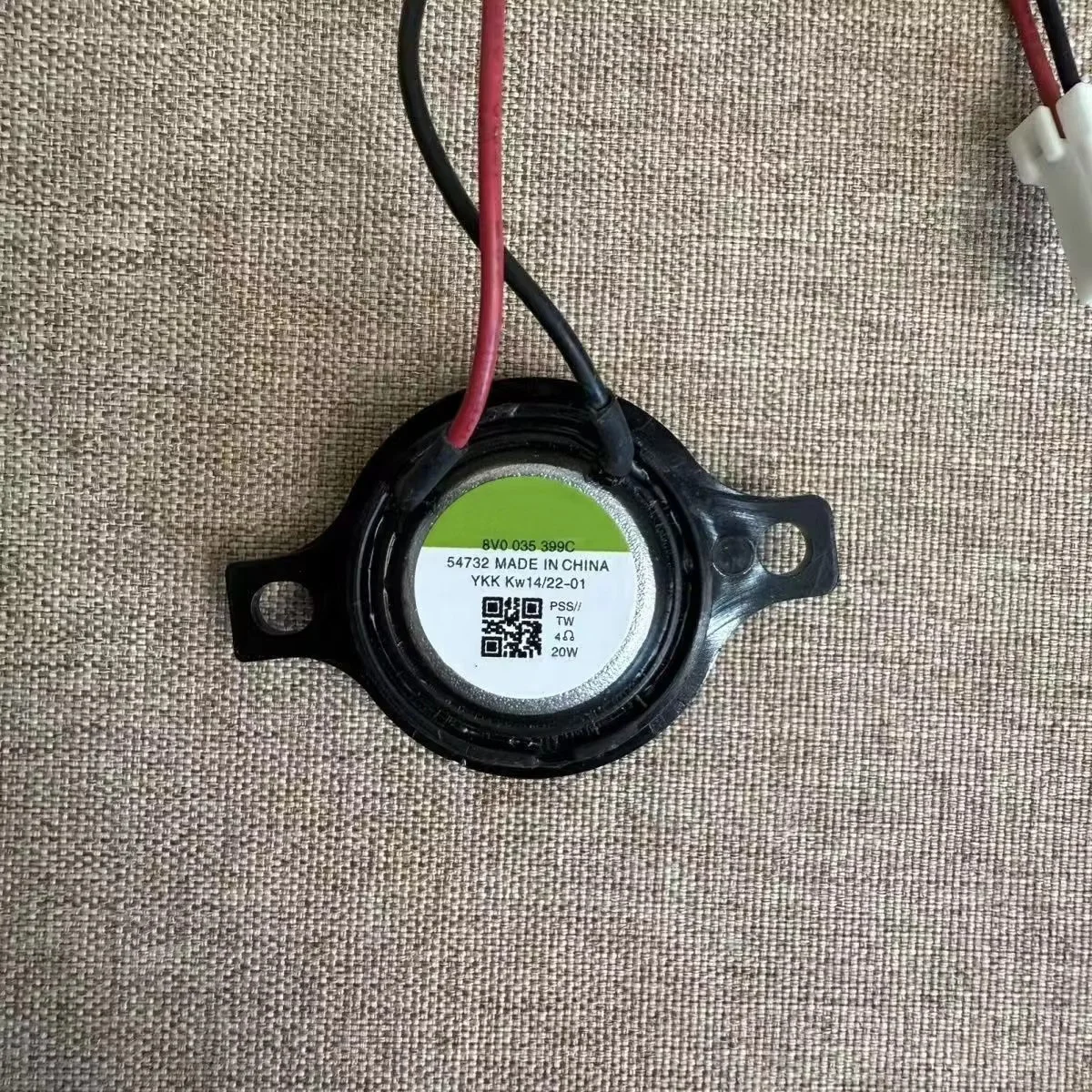 

Car Audio Modified Tweeter Dome Silk Speaker 4 Ohm 1.5 inch For Audi tweeter