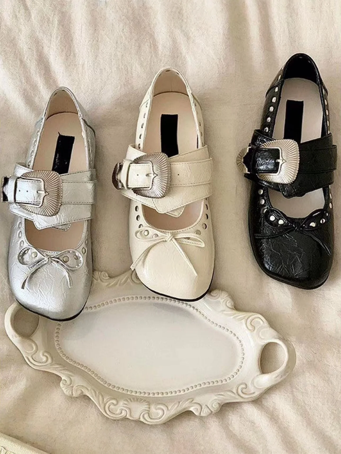 メアリージェーンバレエフラットシューズ女性のスクエアヘッドバックルリベットヒール-5-センチメートル高さを高める夏の新しい機能的なスタイルのファッションシューズ