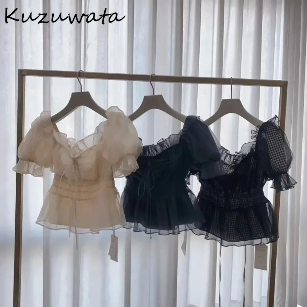 Kuzuwata-Blusa de manga abullonada con cuello oblicuo para mujer, camisa de malla con hombros descubiertos y cordones, blusa informal de Moda