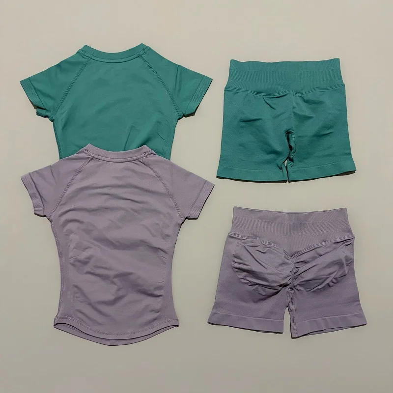 2-teiliges Fitness-Set für Damen Nahtloses Kurzarm-Oberteil Po-Formende Shorts Workout Fitness Lauf- und Yoga-Trainingsanzug – Detail 6
