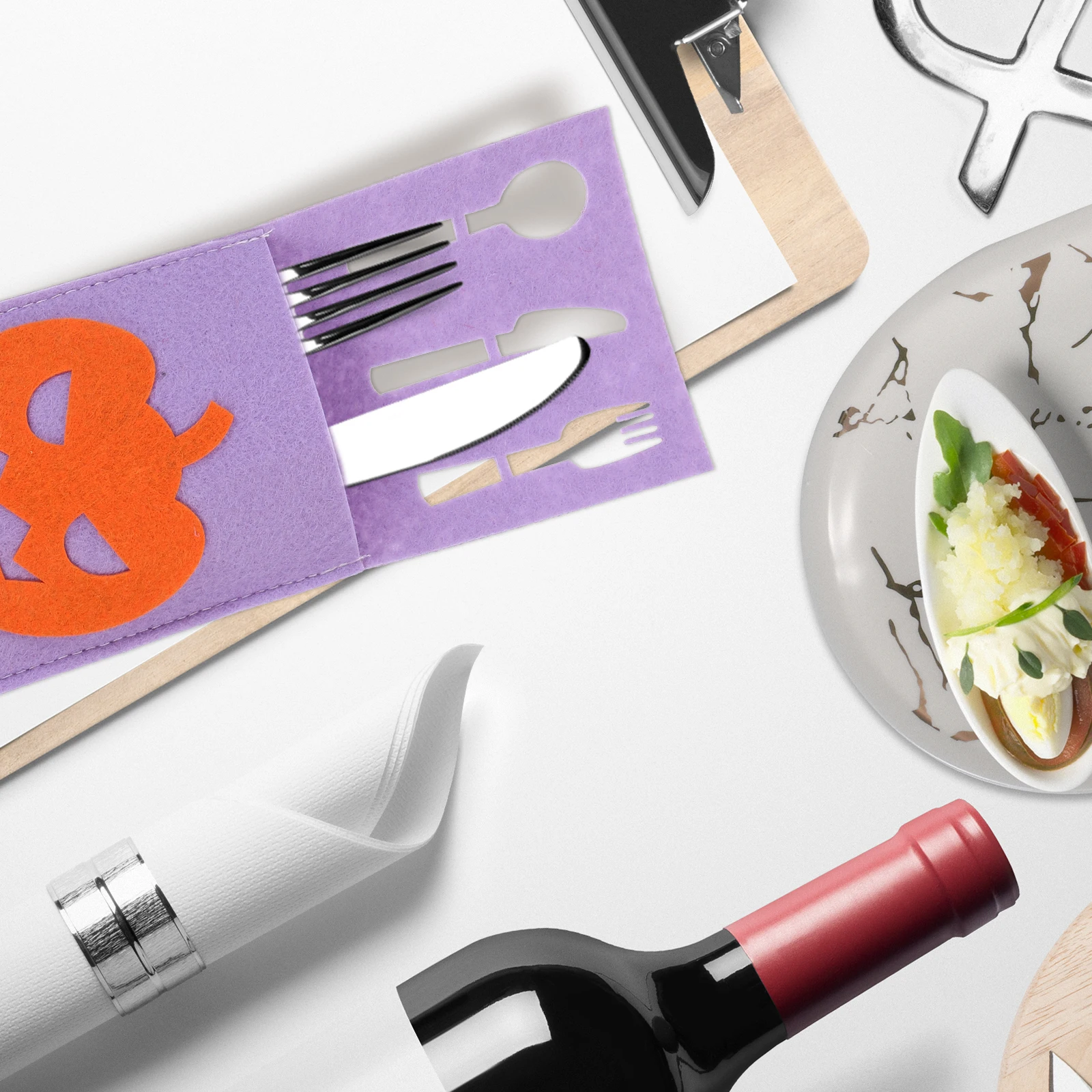 

4Pcs Halloween Cutlery Bags Felt Cutter Fork Covers Tableware Pouches Party Decoration Adorable Silverware
