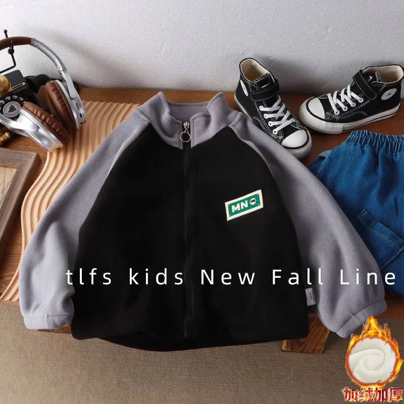 Herbst-Winter Jungen Trendige Dicke Fleecejacke Mädchen Farbblock-Oberteil Kinder Weiche Lässige Baby-Outfit Kinder Campus-Sportjacke – Detail 4