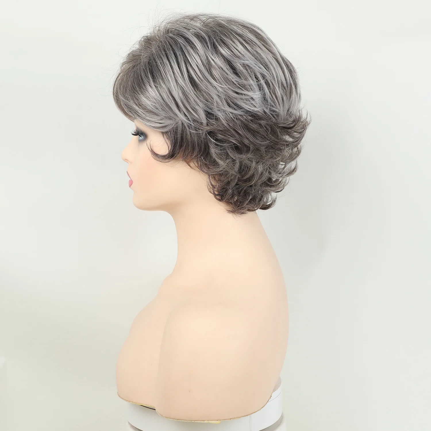 Synthetic Grey Gradient Wig Short Pixie Cut Wigs for Women Dark Root Realistic Straight Hair Mommy Wig with Bang