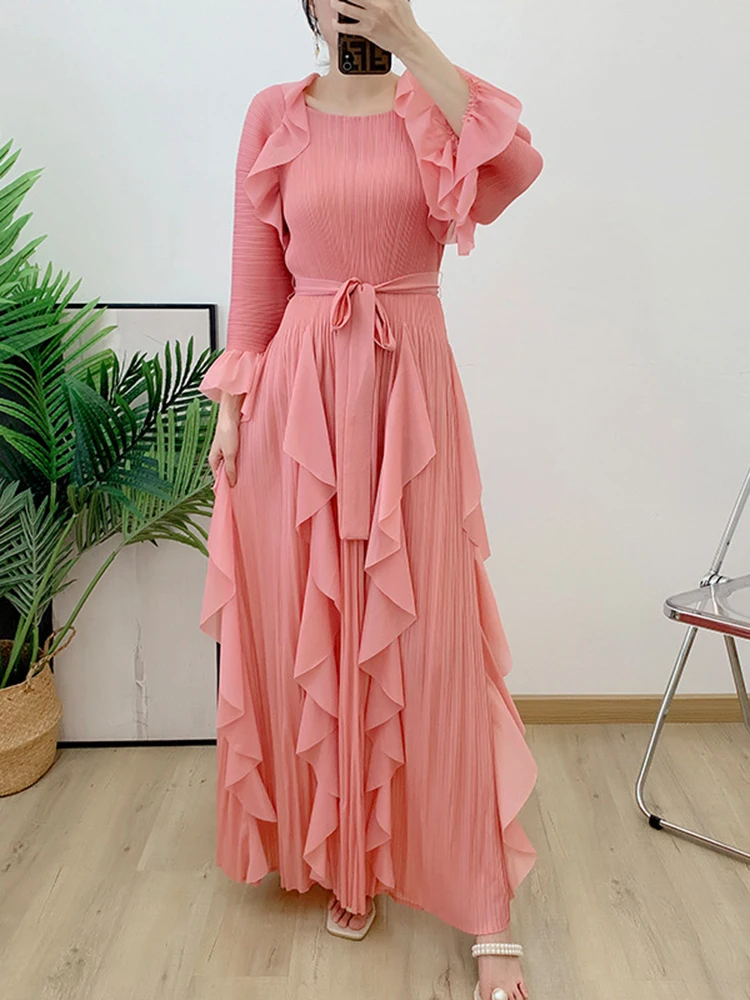 LANMREM Fashion Ruffles abito plissettato donna girocollo maniche svasate Solid Maxi Belt Dresses Party 2024 autunno nuovo 2 aa1502