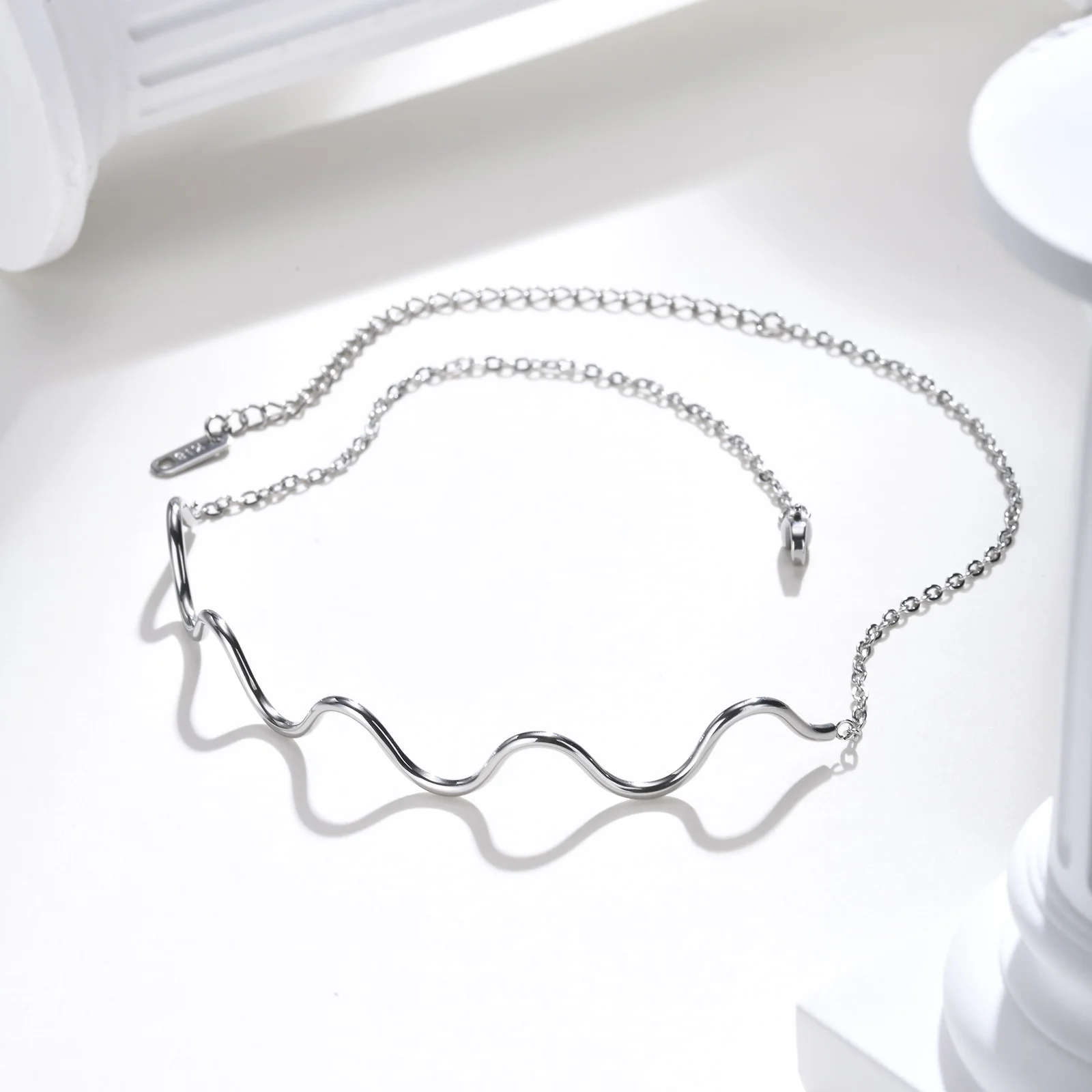 Vnox Waterproof Stainless Steel Wave Choker Neckalces for Women Girls, Simple Metal Adjustable Collar Fashion Gift for Her