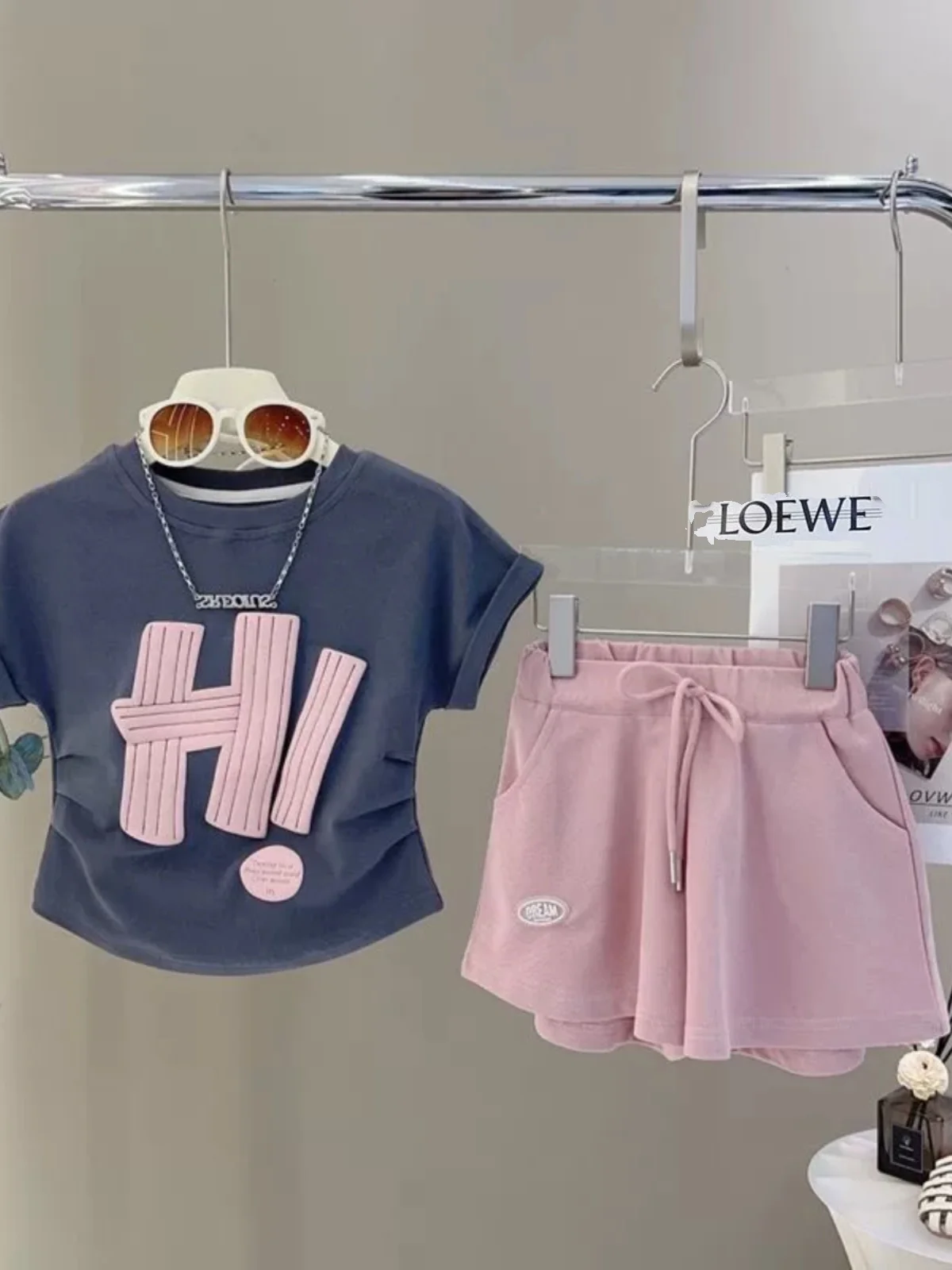 Set di abiti estivi per ragazze, pantaloncini sportivi in puro cotone, set di due pezzi alla moda per bambina, alla moda e comodi