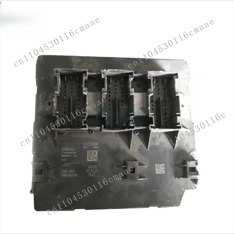 ECU Electronic Control Module Unit 5K0937086N 5WK50410A Engine Computer Board