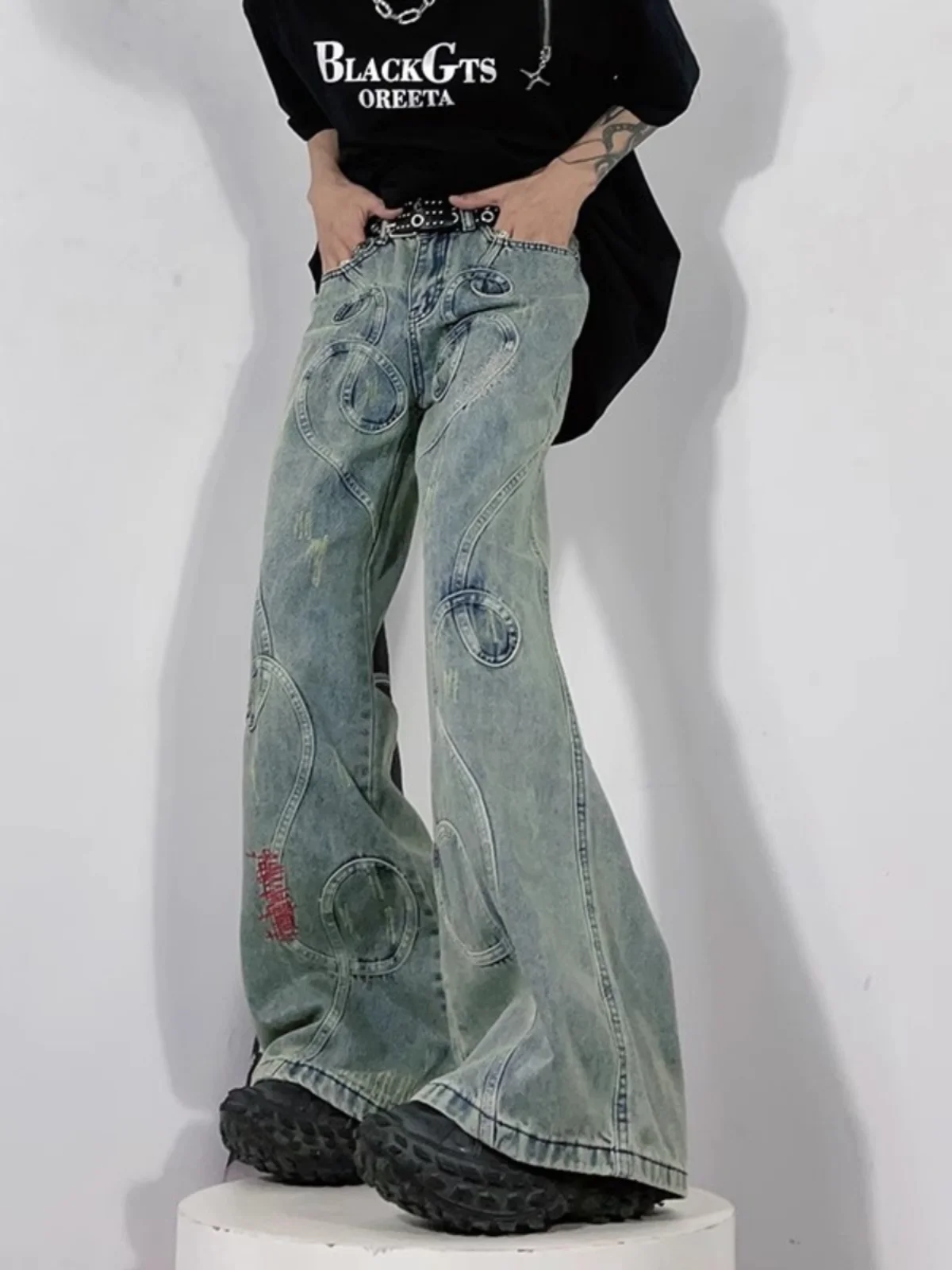 الرجعية الأمريكية تصميم المطرزة المرقعة نجا مايكرو متوهج الدينيم الجينز الرجال النساء واسعة الساق طول الأرض العلامة التجارية العصرية