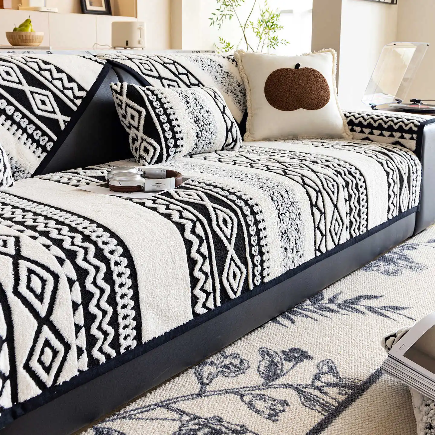 

Thickened Cotton-Blend Sofa Cushion, New Style, Specialized for Leather Sofas Secure Anti-Slip Seat Pad, 1 Pc, Autumn and Winter