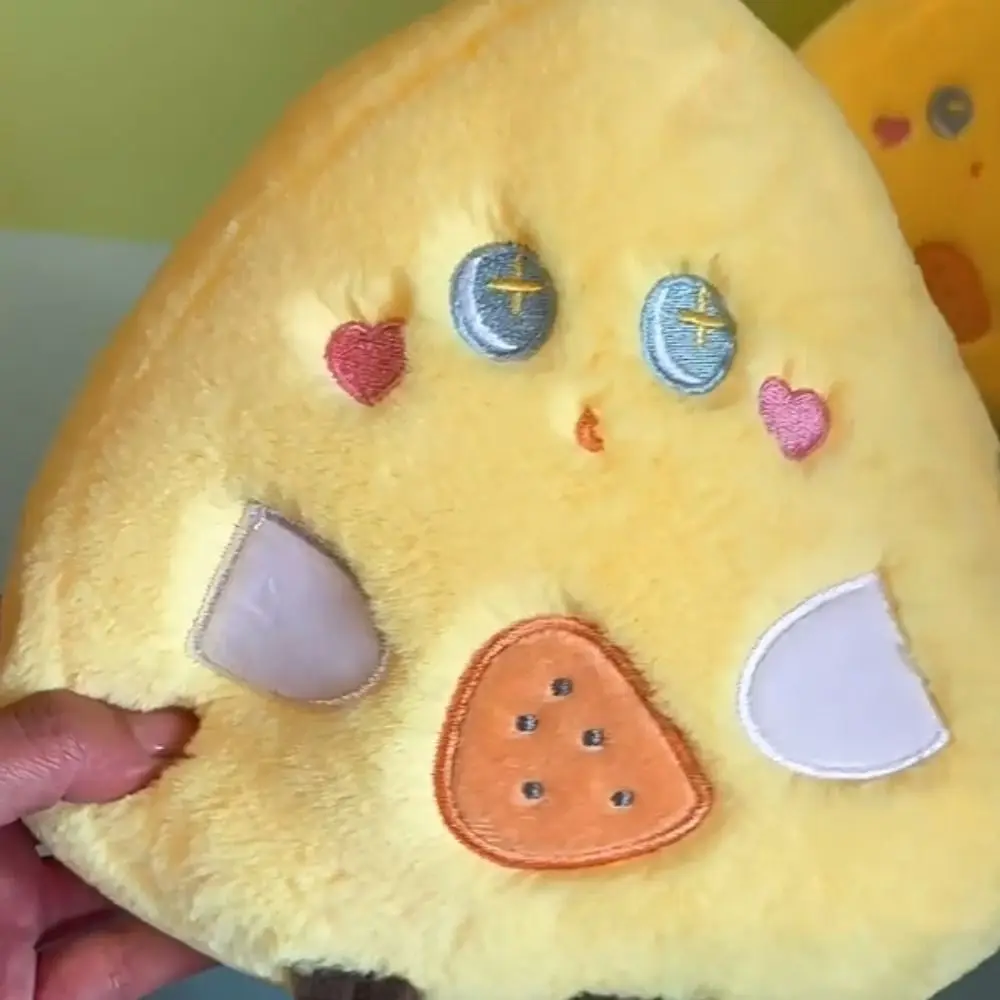 Starry Eyes Simulation Cheese Plush Toys Triangle with Foot Cartoon Cheese Stuffed Dolls Soft Food Simulation Cheese Plush Toy