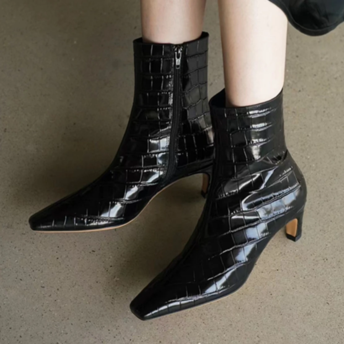 

Jenny&Dave Textured Cowhide Leather Shoes Women Ankle Boots Women Toe High Vintage Fashion Crocodile Square Heel Boot