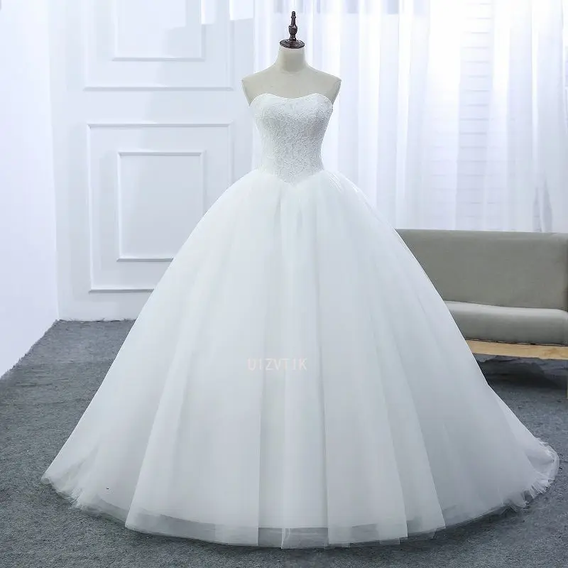 Elegant Simple Classic Ball Gown Strapless Sleeveless Wedding Dress Customized Fashion Lace Sweetheart With Train Bridal Gown