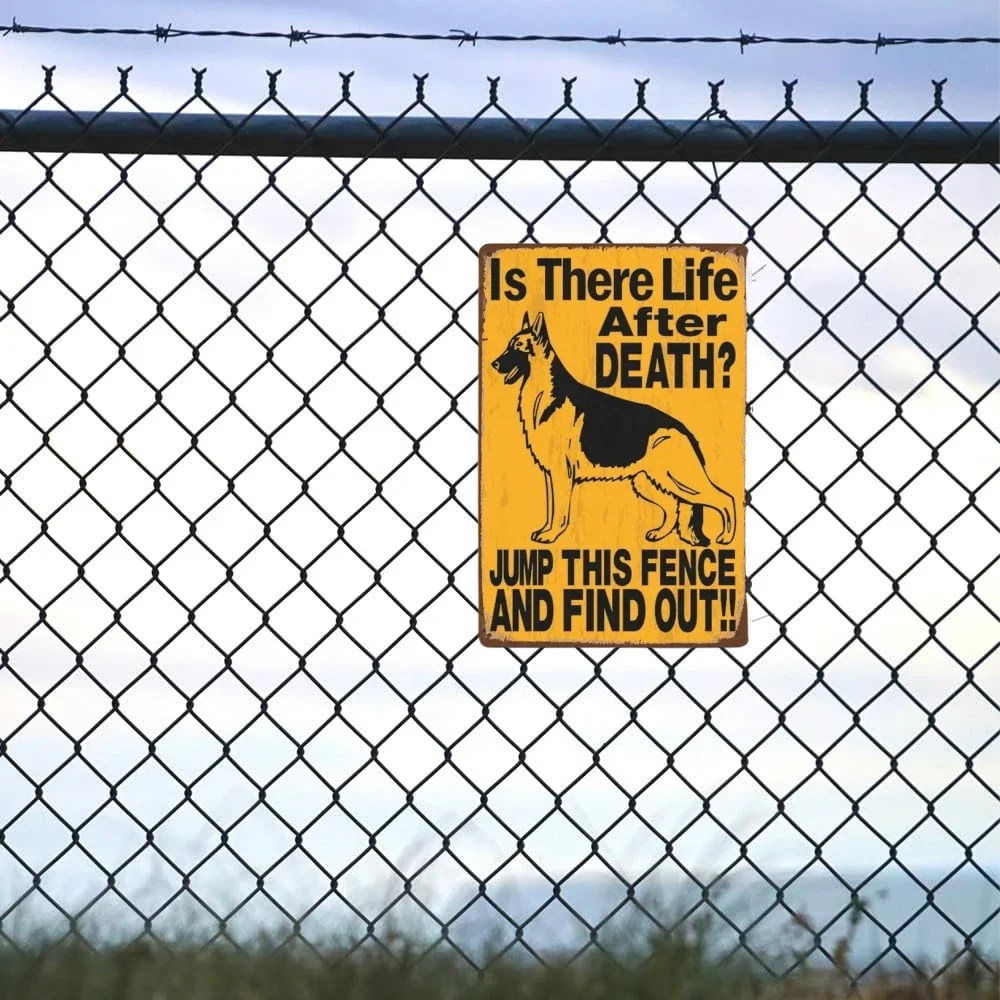 Vintage Warning Dog Metal Tin Signs Poster Beware of Dog Retro Tin Plates Wall Stickers For Garden House Door Courtyard Decor