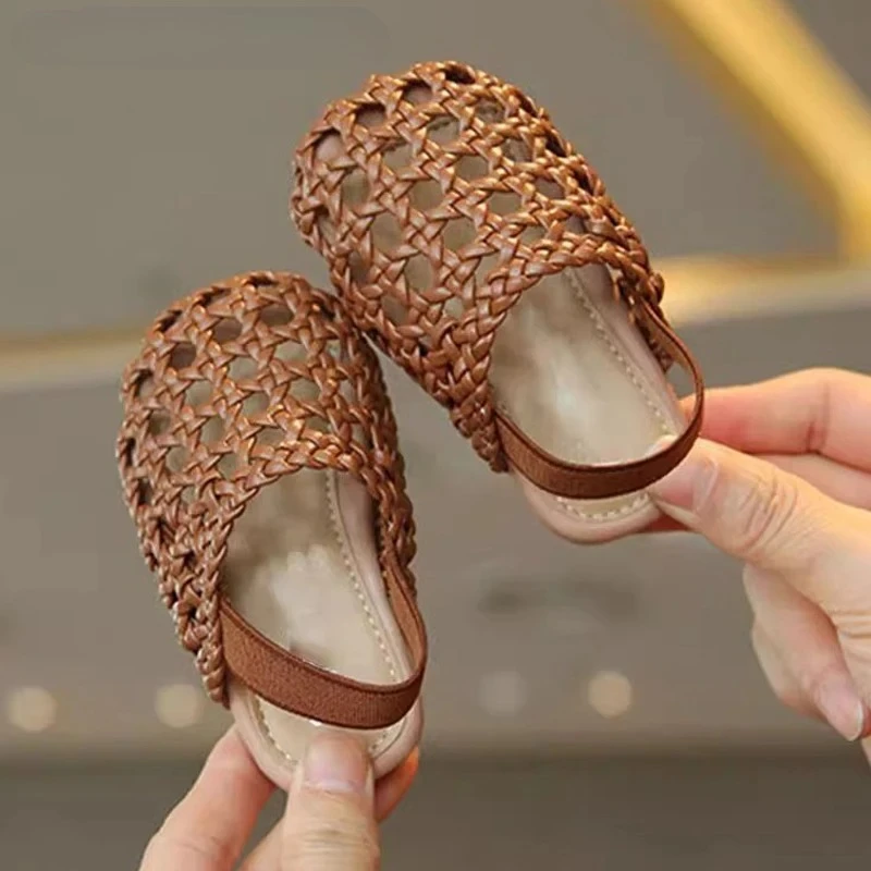 

Kids Girls Casual Shoes Braided Sandals Fashion Hollow Out Leather Shoe Soft Sole Retro Baby Princess Slippers Beach Shoes