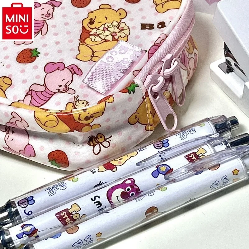 Miniso Disney Aufbewahrung tasche Cartoon Winnie Bär Make-up Tasche Student niedlichen Druck große Kapazität Briefpapier Handtasche