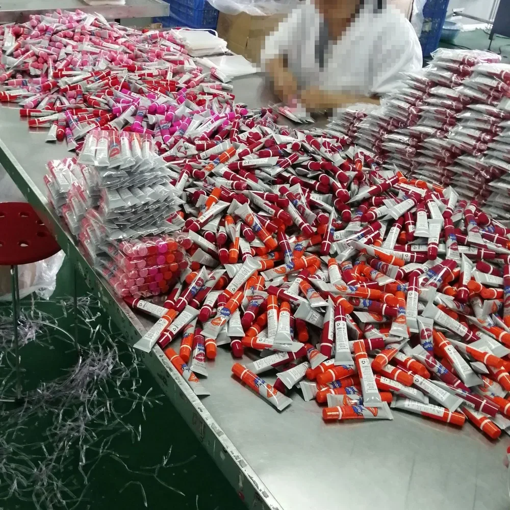 ลิปสติกแบบลอกออกได้ คลาสสิค ติดทนนาน ลิปกลอส ลิปมาส์ก แต่งหน้า ลิปสติกแบบสัก ลิปกลอส ลิปสติกสำหรับผู้หญิง เครื่องสำอาง กันน้ำ 1P