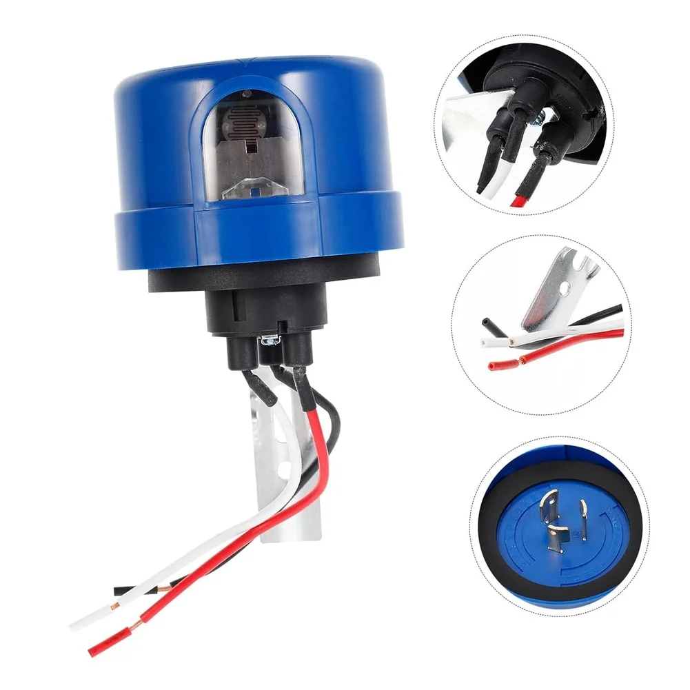 Wide Voltage Range 85-265V Solar Street Light Controller High Current Capacity 10A Environmentally Friendly Light Sensor