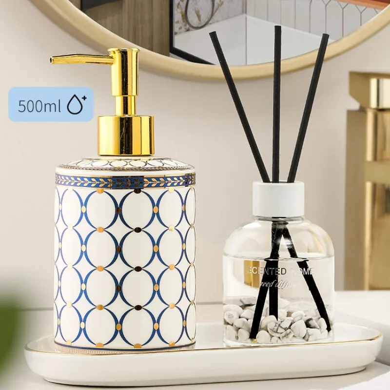 Luxury Gold Plated Ceramic Lotion Bottle Travel Portable Soap Dispenser Bathroom Shampoo Moisture Bottled Bathroom Accessories