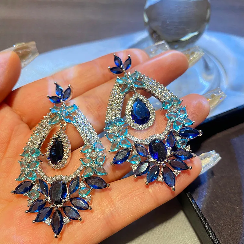 

Temperament Luxury Fashion Tassel Exquisite Elegant Earrings