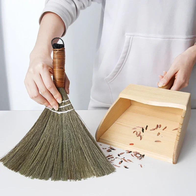 Mini Desktop Broom and Dustpan Set Little Housekeeping Desktop Dust Cleaning Mango Grass Broom and Wooden Pine Dustpan