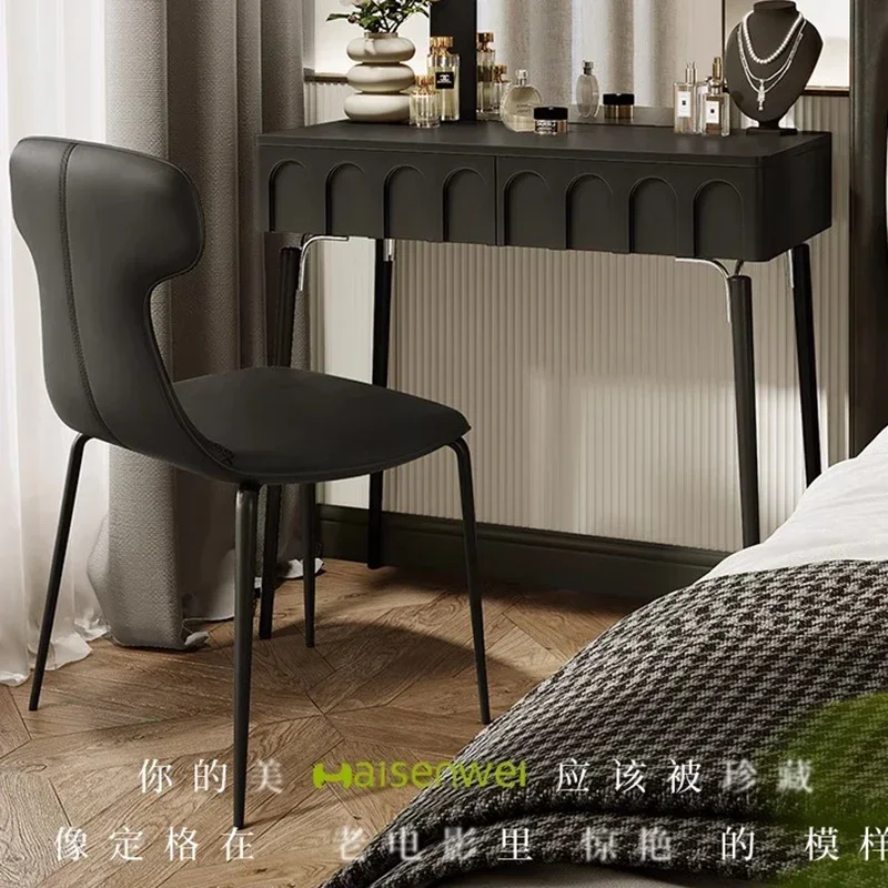 

Черная туалетная комната для спальни, держатель для туалетного столика, трюки, простая красота, домашний дисплей, прикроватный стол для макияжа, мебель для салона