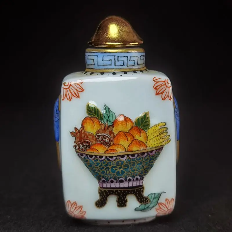 YIZHU CULTUER ART Size 6.3x3.8cm Mark China Porcelain Painting Peach Fruit Statue Snuff Bottle Old Collection