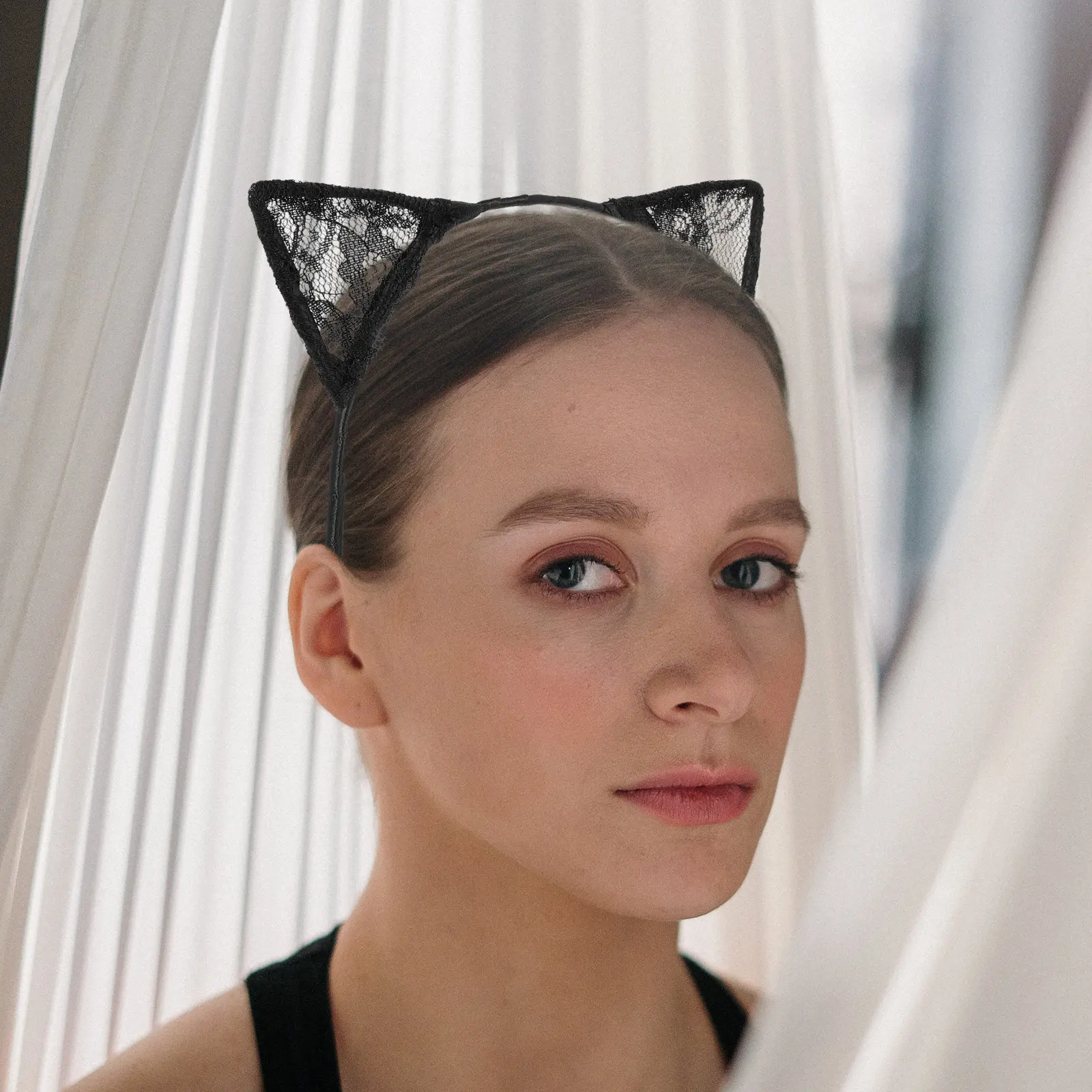 Wired Lace Cat Ears Headband Black Adjustable Metal Frame 4.7cm Ears 40Cm Circumference for Fancy Dress Costume Party Masquerade