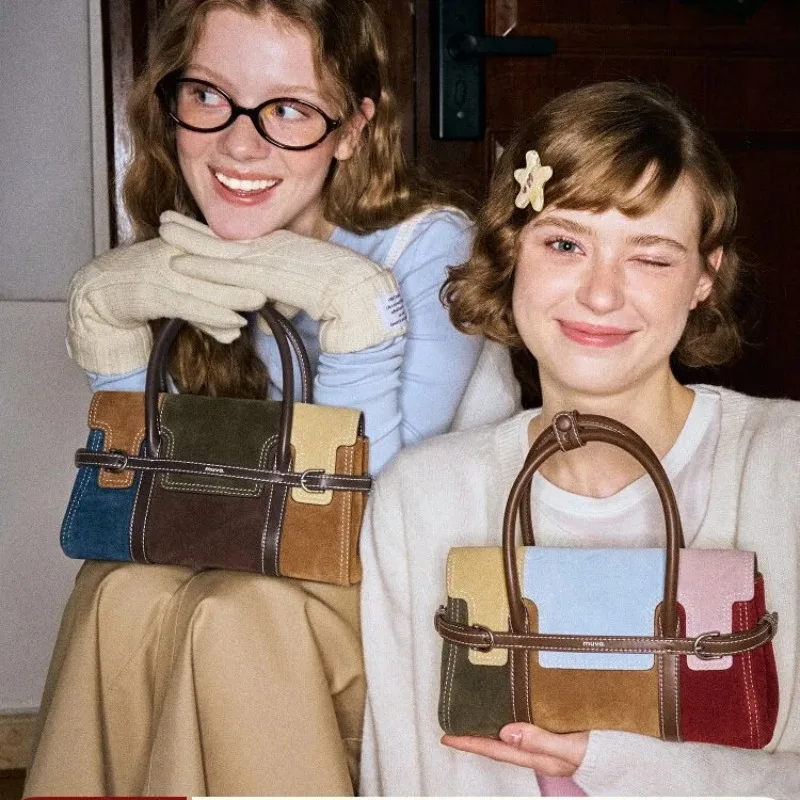 color-matched-handbag-in-small-size-a-unique-high-end-fashionable-commuter-bag-for-daily-outings-a-stylish-crossbody-bag