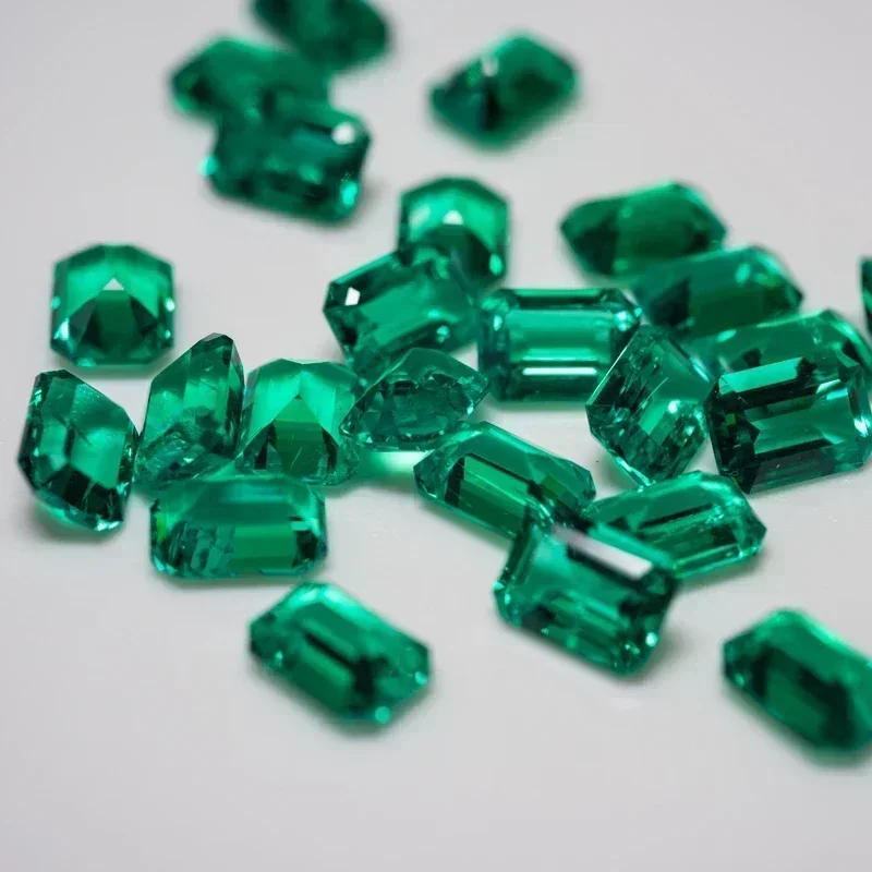 Lab Colored Gemstone Colombian Emerald Size 5x7mm Hydrothermal Emerald Hand-cut with cracked internal inclusions