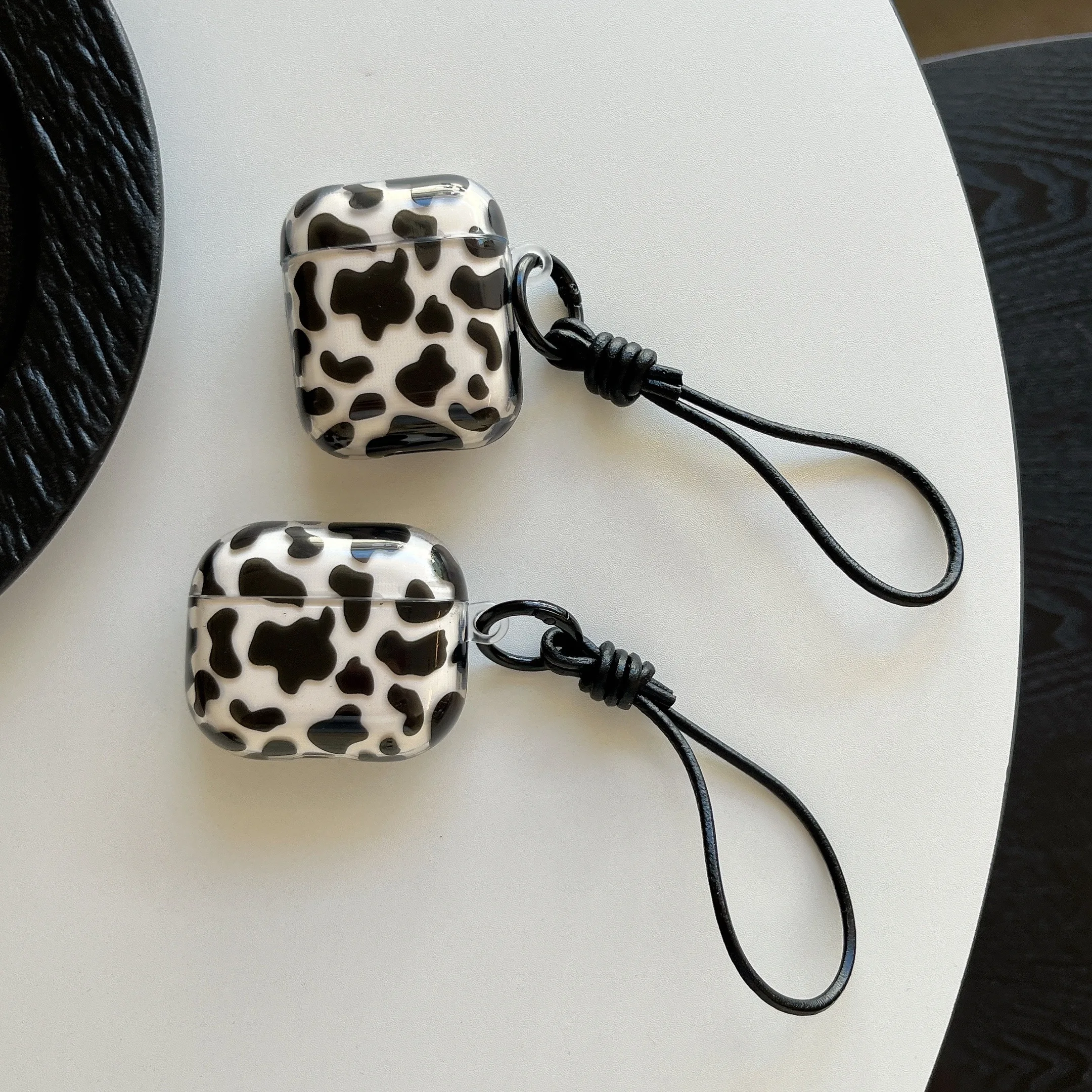 

For Apple Airpods Pro3 1, 2, Airpods 3, Airpods 4, Airpods Pro, Pro2 Earphone Cover Case With pendan,IMD Leopard Print