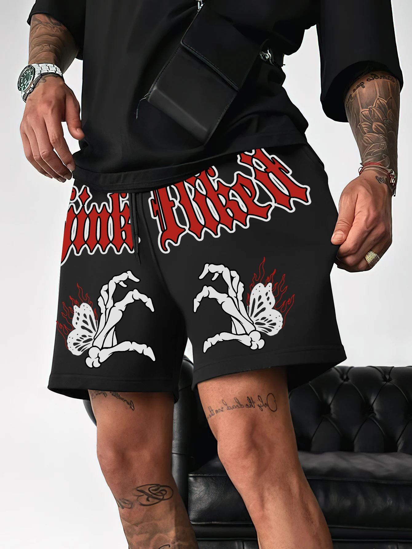 

Men's Street Style Skull Hand Pattern Shorts Comfortable Lightweight for Summer Outdoor Activities and Daily Streetwear