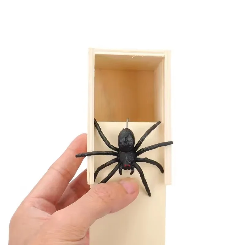 1PC New Wooden Scare Box Prank Toy - Trick Spider Hidden Box with Horror Simulation Spider, Fun Game for Halloween Party Decor