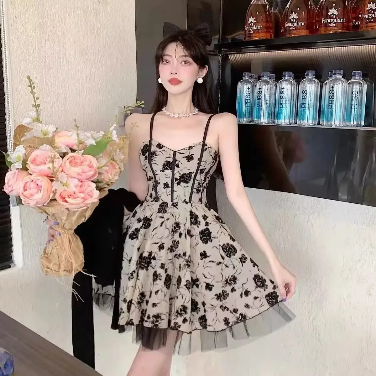 Sukienka damska kwiecista letnia sukienka na ramiączkach sukienki damskie odkryte plecy krótkie bez pleców kwiatowa bez rękawów mini odzież estetyczna hot retro