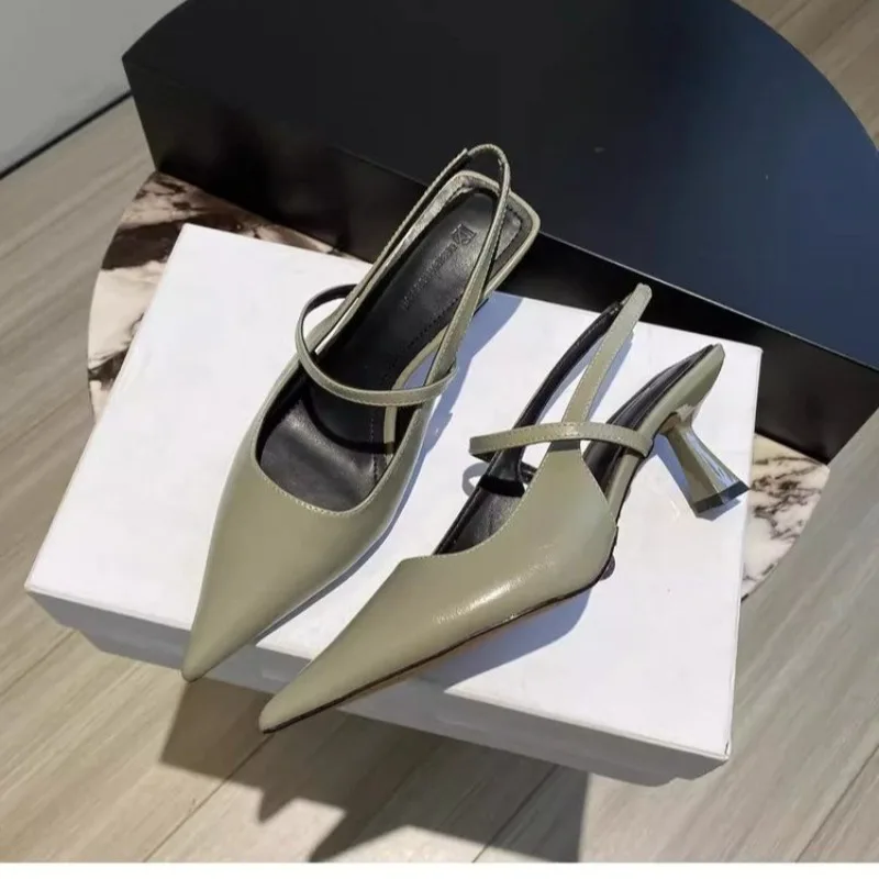 Niche Temperament Pointed Toe Closed Toe Back Strap Sandals for Women 2025 New All-match High Heel Shoes image 2